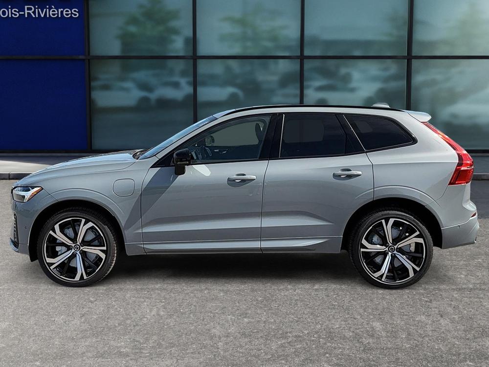 Volvo XC60 hybride branchable XC60 Plug-In Hybrid T8 AWD Ultra Dark Theme 2025 à vendre à Trois-Rivières - 8