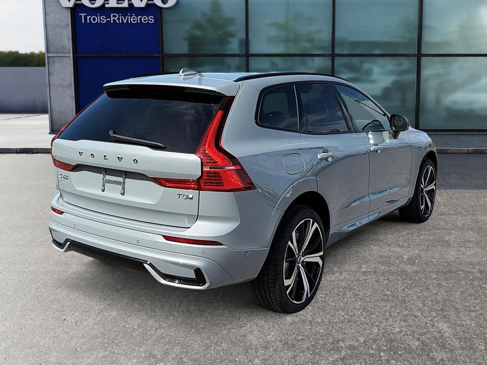 Volvo XC60 hybride branchable XC60 Plug-In Hybrid T8 AWD Ultra Dark Theme 2025 à vendre à Trois-Rivières - 5