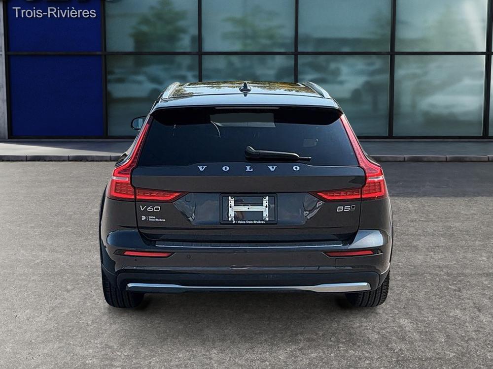 Volvo V60 Cross Country B5 AWD Plus 2024 à vendre à Trois-Rivières - 6