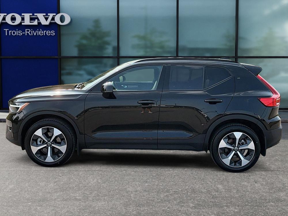 Volvo XC40 B5 AWD Plus Dark Theme 2024 à vendre à Trois-Rivières - 8