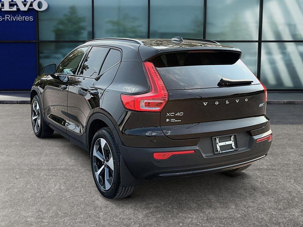 Volvo XC40 B5 AWD Plus Dark Theme 2024 à vendre à Trois-Rivières - 7