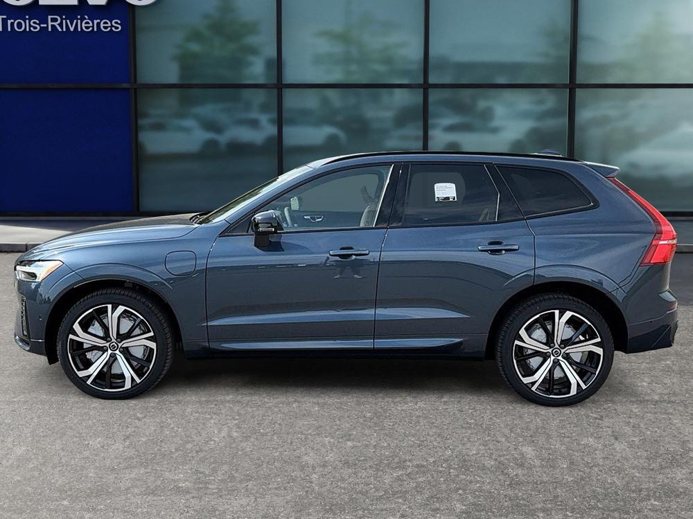 Volvo XC60 hybride branchable XC60 Plug-In Hybrid T8 AWD Ultra Dark Theme 2025 à vendre à Trois-Rivières - 8