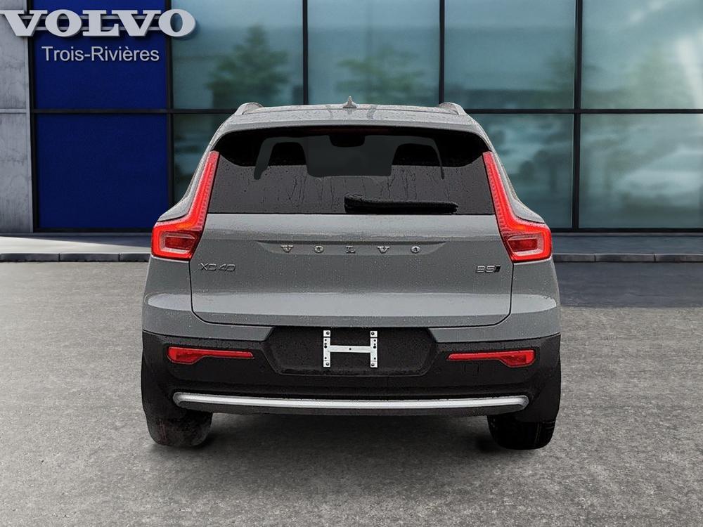 Volvo XC40 B5 AWD Core Bright Theme 2025 à vendre à Trois-Rivières - 6