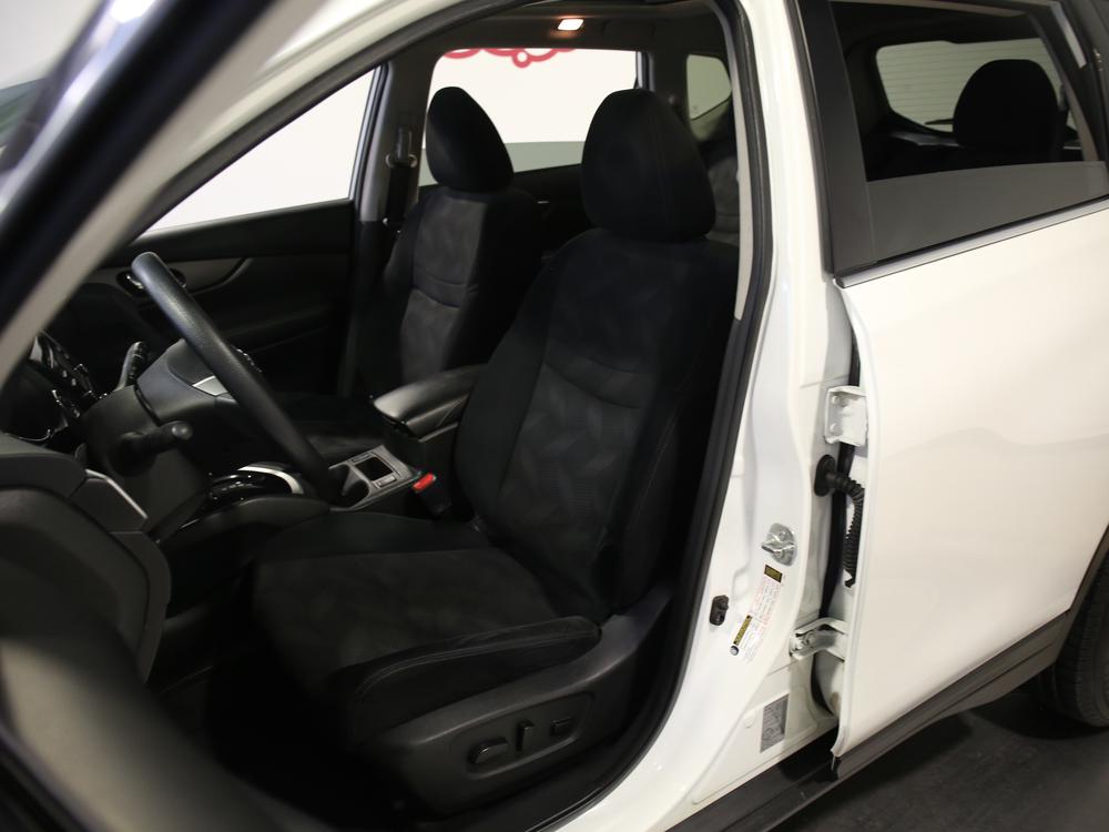 Nissan Rogue SV 2015 à vendre à Trois-Rivières - 23