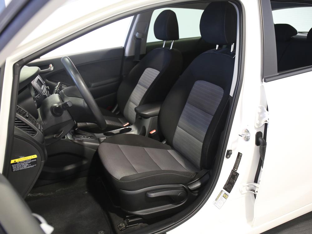 Kia 5 portes Forte LX 2016 à vendre à Shawinigan - 19