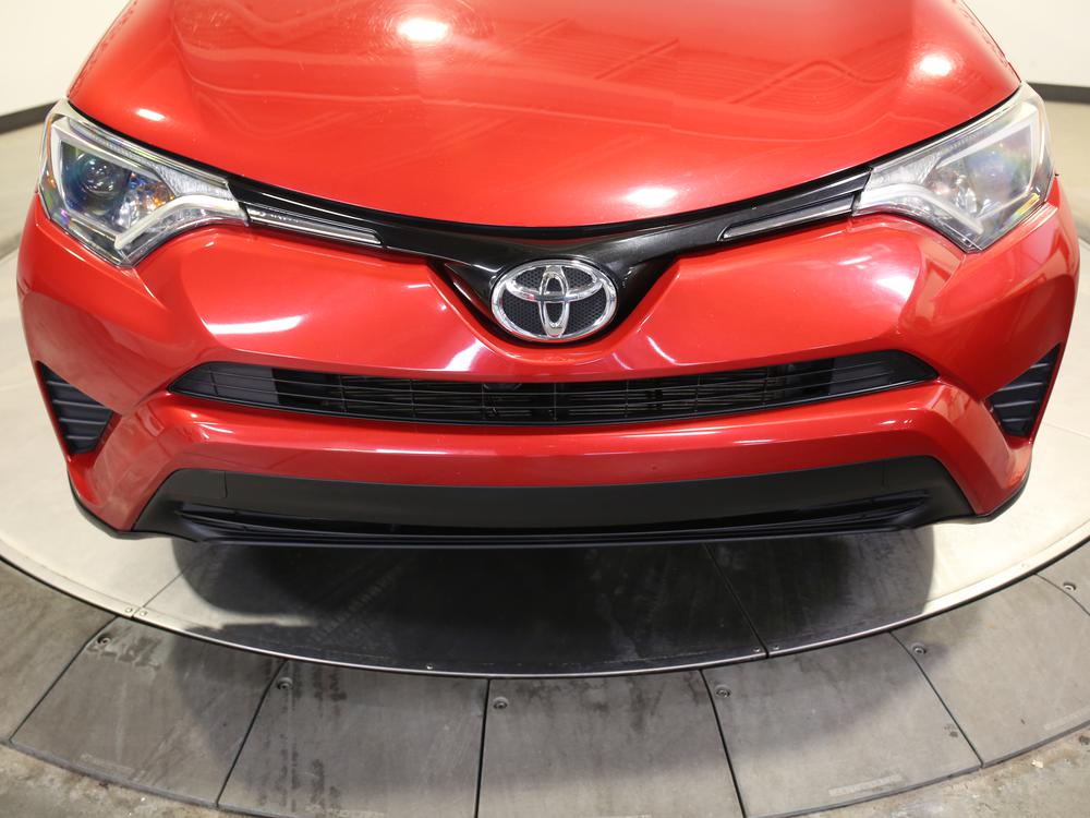 Toyota RAV4 LE FWD 2016 à vendre à Trois-Rivières - 13