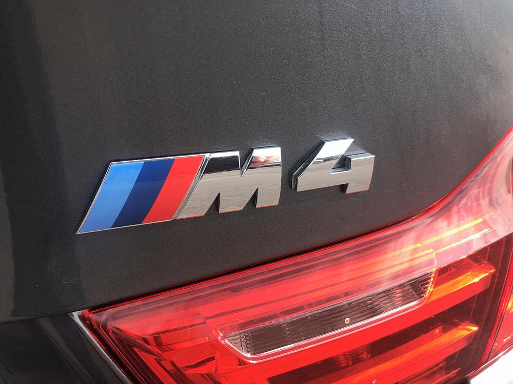 BMW M4 BASE 2015