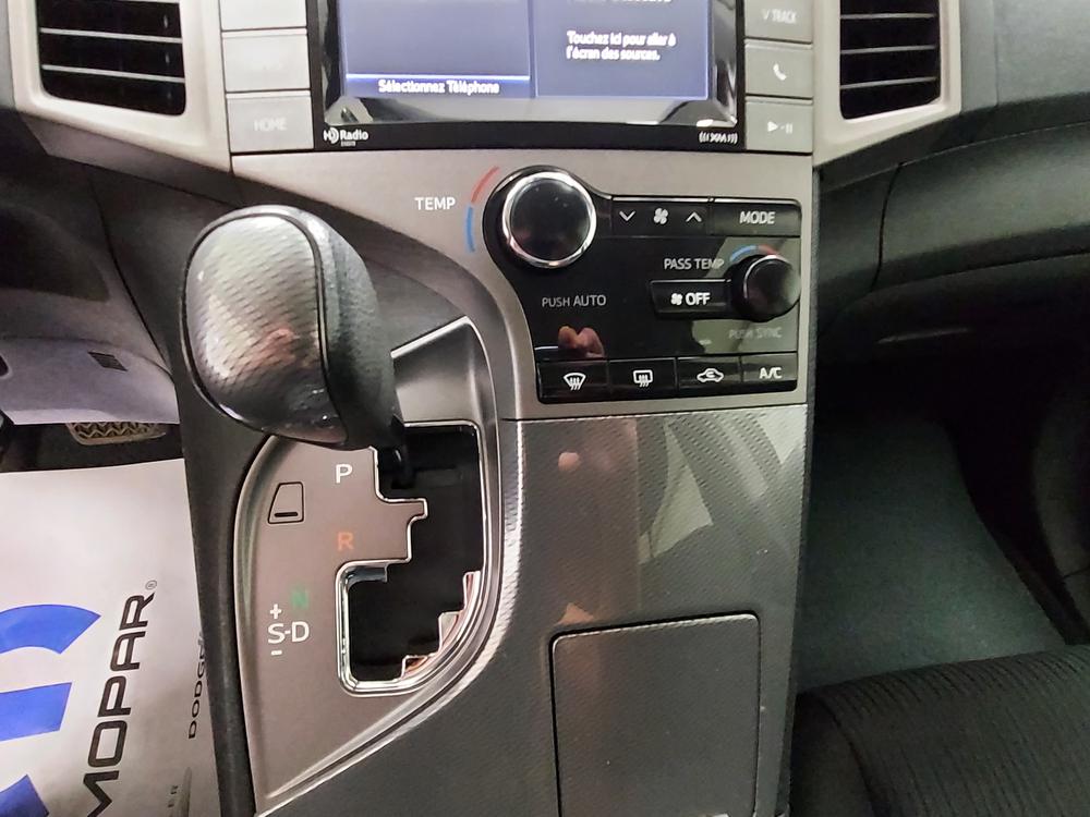 Toyota Venza LE 2015 à vendre à Shawinigan - 16