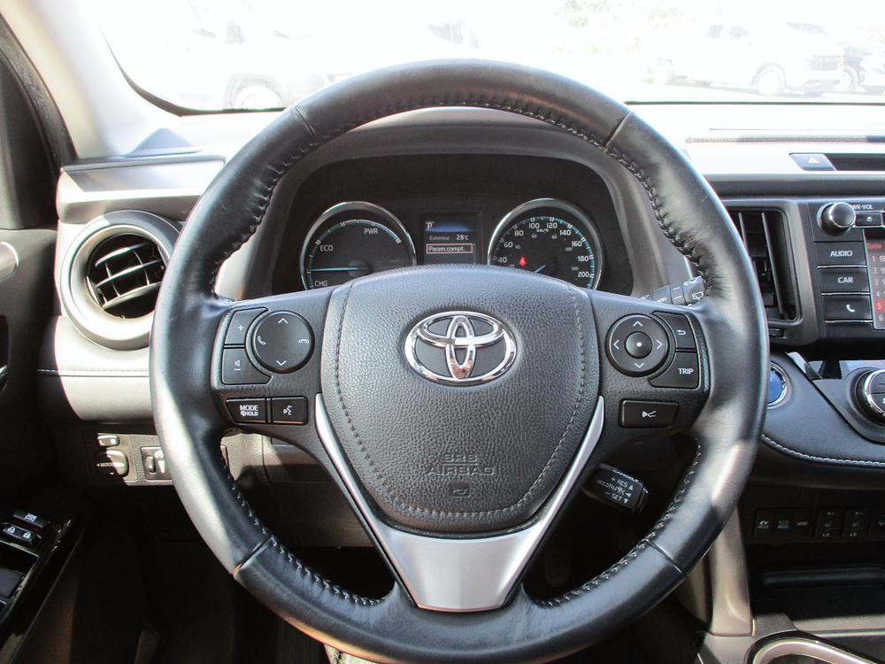 Toyota RAV4 HYBRID XLE 2018