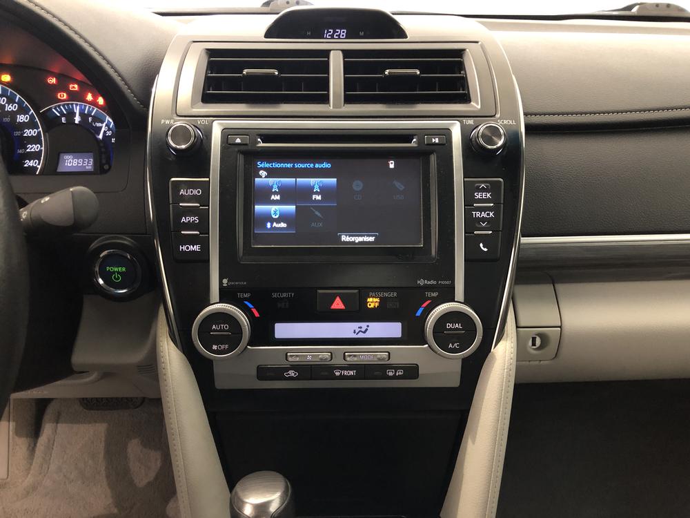 Toyota Camry Hybrid XLE 2014 à vendre à Shawinigan - 22