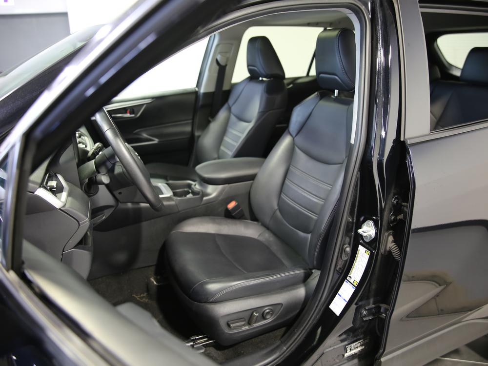Toyota RAV4 XLE 2020 à vendre à Donnacona - 23