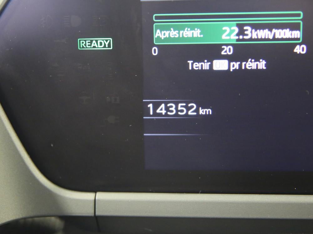 Toyota bZ4X XLE 2023