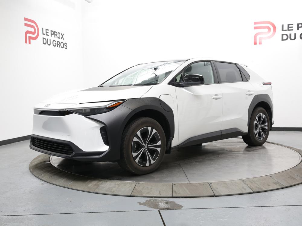 Toyota bZ4X XLE 2023 à vendre à Trois-Rivières - 8