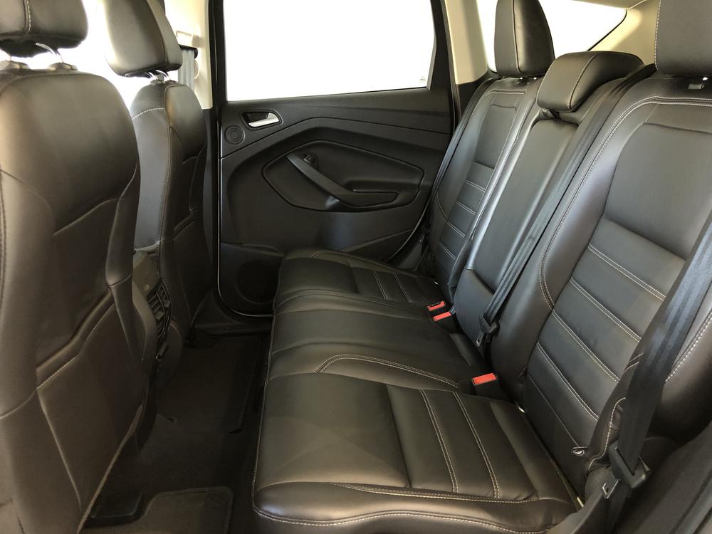 Ford Escape Titanium AWD 2017 à vendre à Shawinigan - 32