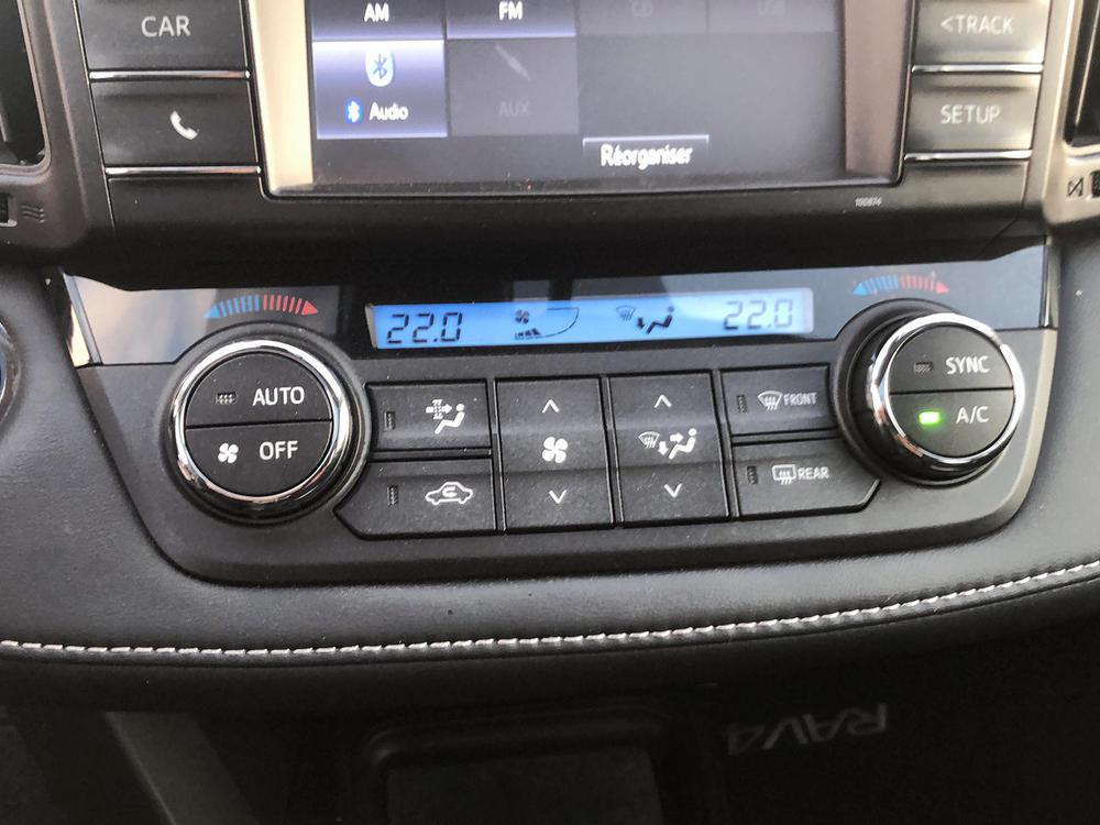 Toyota RAV4 XLE 2018