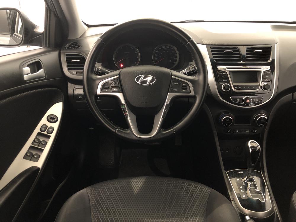 Hyundai Accent GLS 2015 à vendre à Trois-Rivières - 11