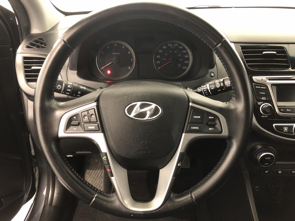 Hyundai Accent GLS 2015 à vendre à Trois-Rivières - 14