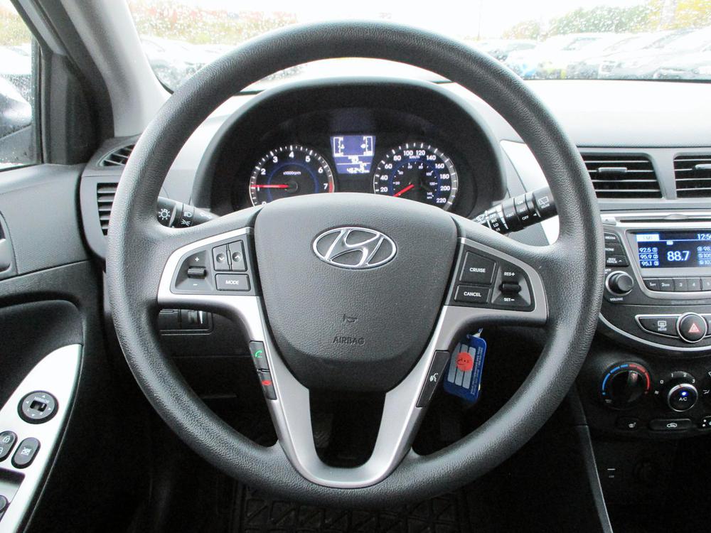 Hyundai Accent GL MANUELLE 2016 à vendre à Donnacona - 13