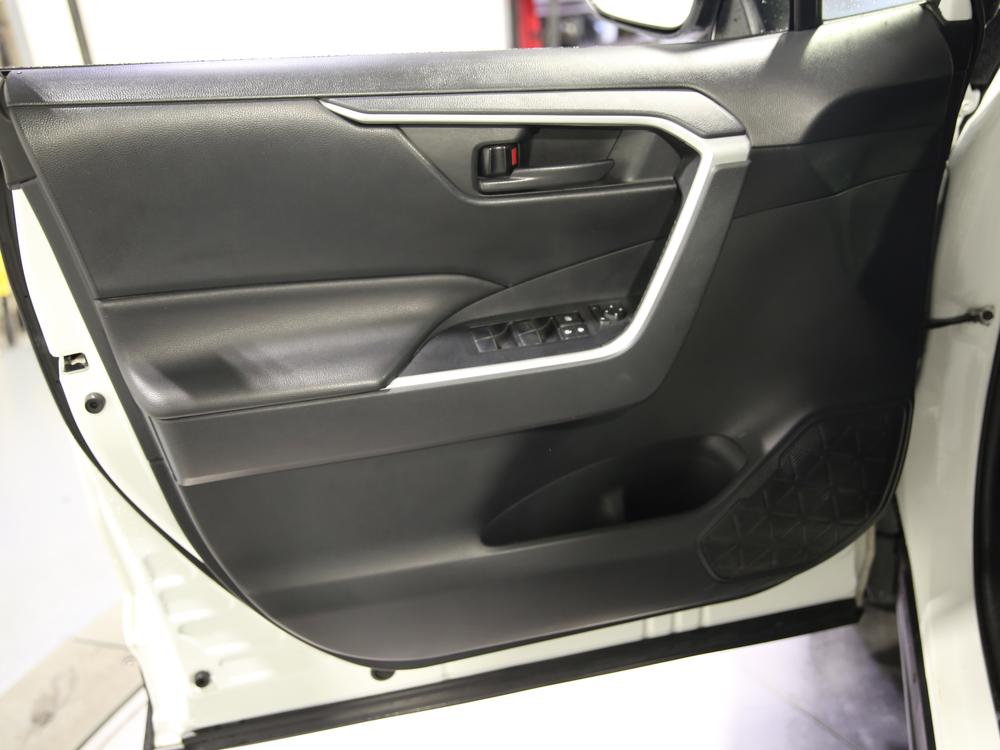 Toyota RAV4 LE 2019 à vendre à Shawinigan - 16