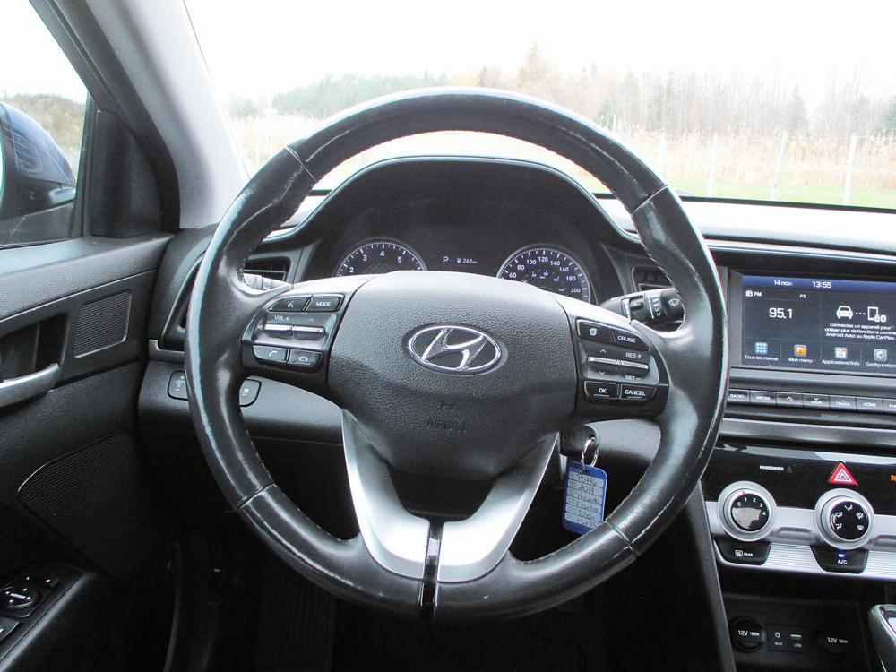 Hyundai Elantra PREFERRED 2019 à vendre à Trois-Rivières - 12