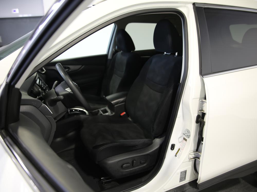 Nissan Rogue SV 2016 à vendre à Donnacona - 23