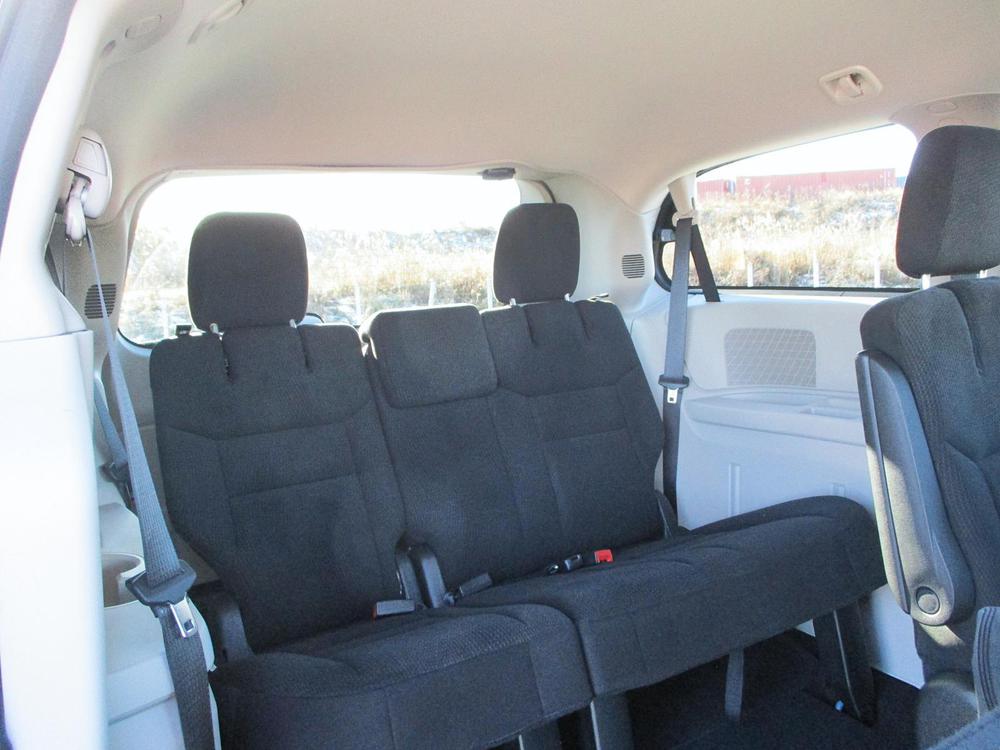 Dodge Grand Caravan SXT STOW N GO 2015 à vendre à Shawinigan - 21