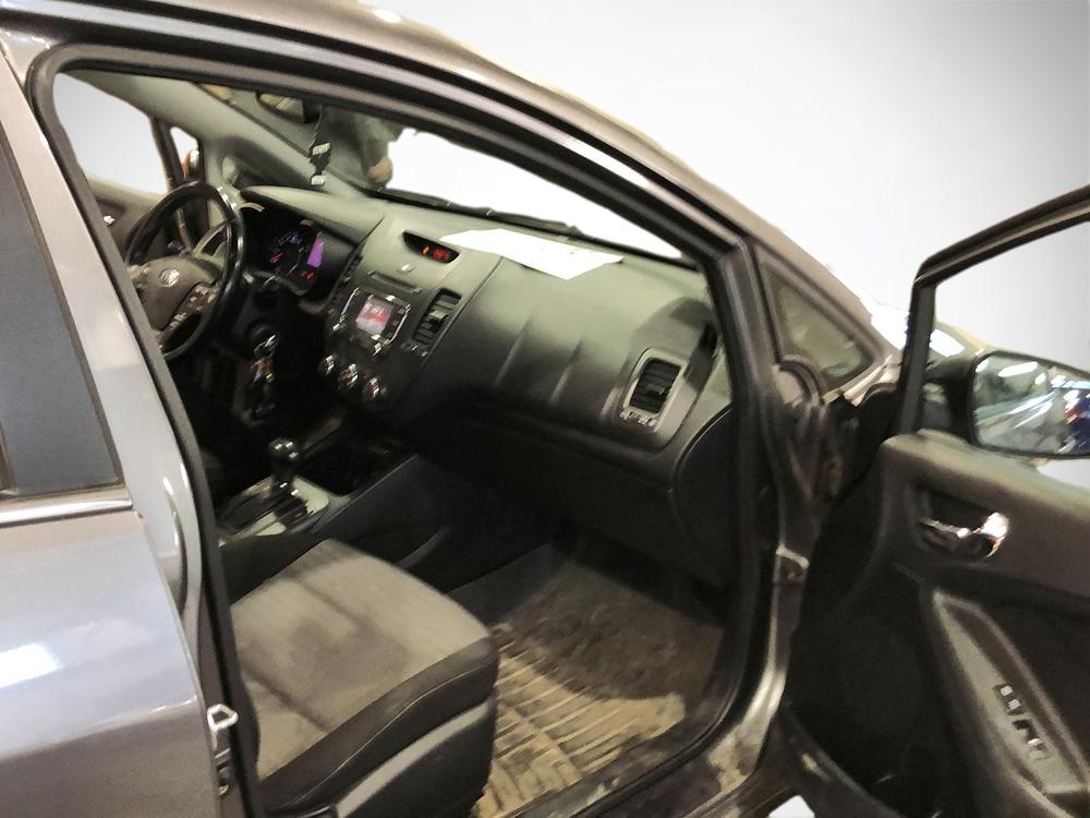 Kia 5 portes Forte EX 2015 à vendre à Donnacona - 28