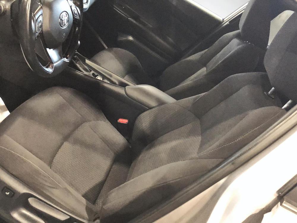 Toyota C-HR XLE 2018 à vendre à Shawinigan - 13