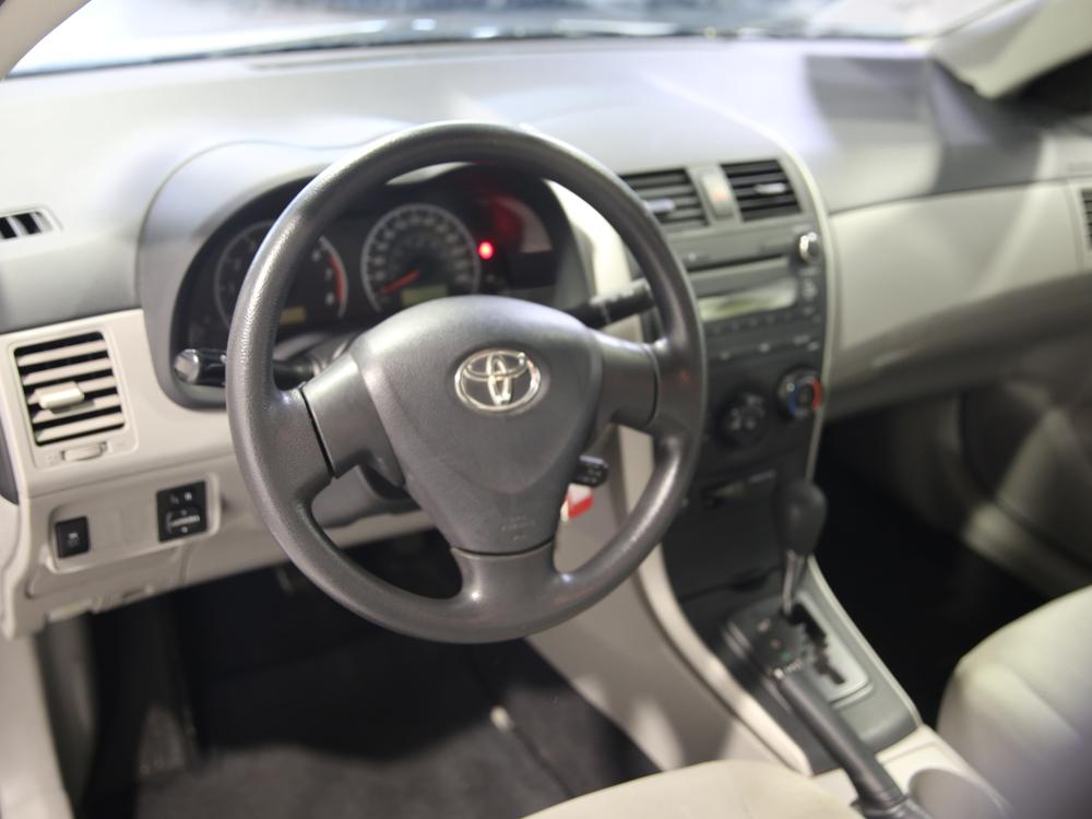 Toyota Corolla CE 2011 à vendre à Donnacona - 17
