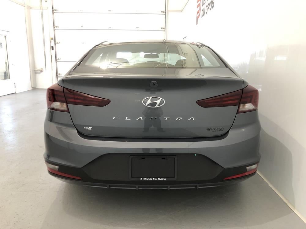 Hyundai Elantra Essential 2020 à vendre à Nicolet - 7