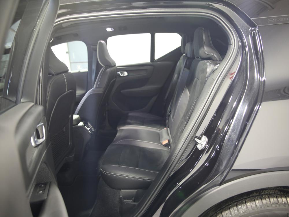 Volvo XC40 R-Design 2020 à vendre à Shawinigan - 27