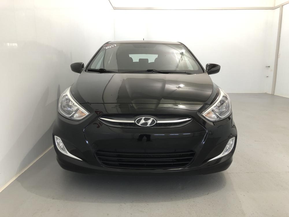 Hyundai Accent SE 2017 à vendre à Donnacona - 2