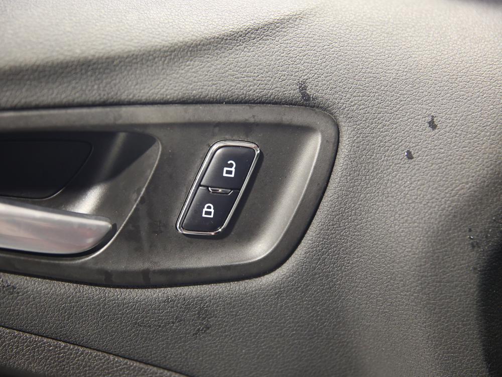 Ford Escape SE 2016 à vendre à Shawinigan - 17