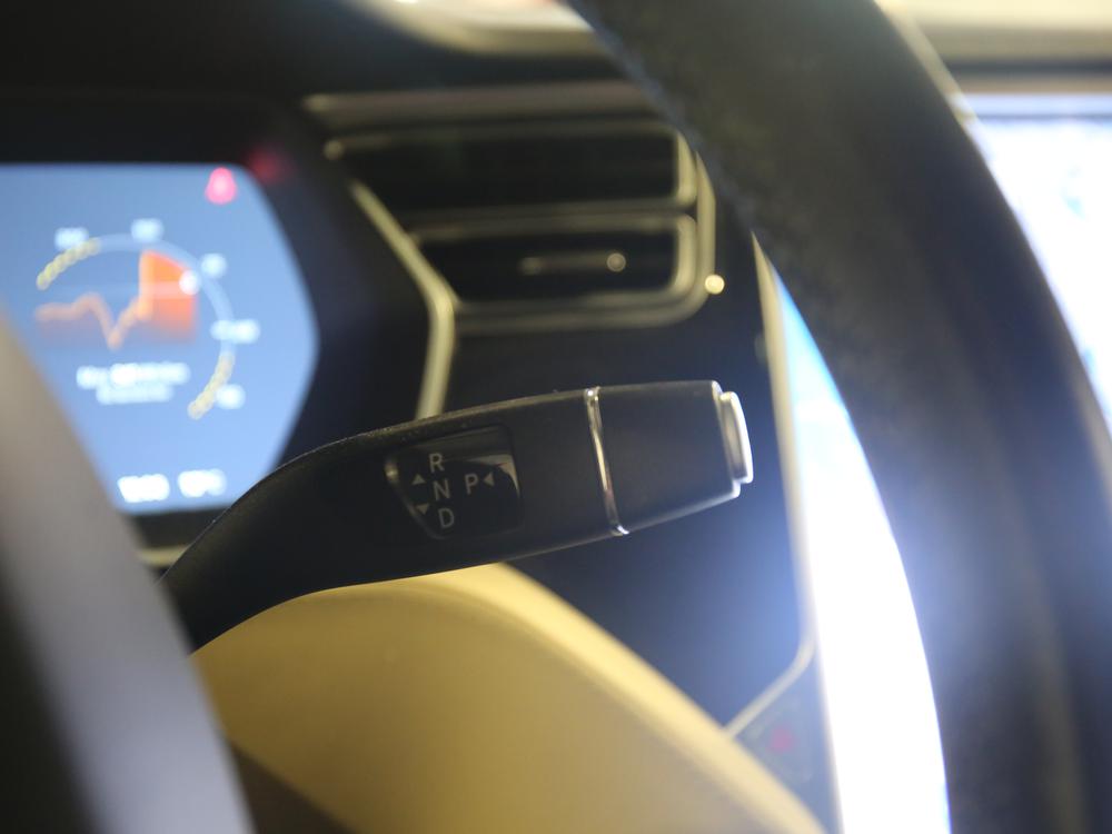 Tesla Model S 85D 2016 à vendre à Sorel-Tracy - 30