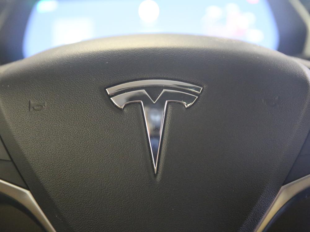 Tesla Model S 85D 2016 à vendre à Sorel-Tracy - 33