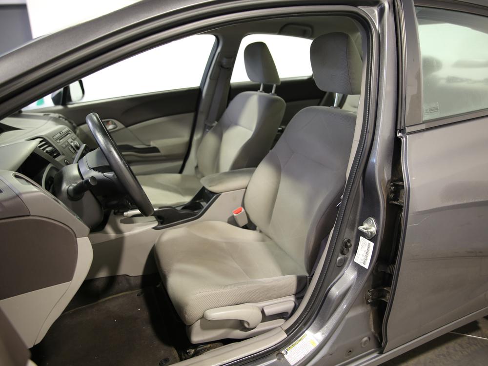 Honda Berline Civic LX 2012 à vendre à Shawinigan - 18