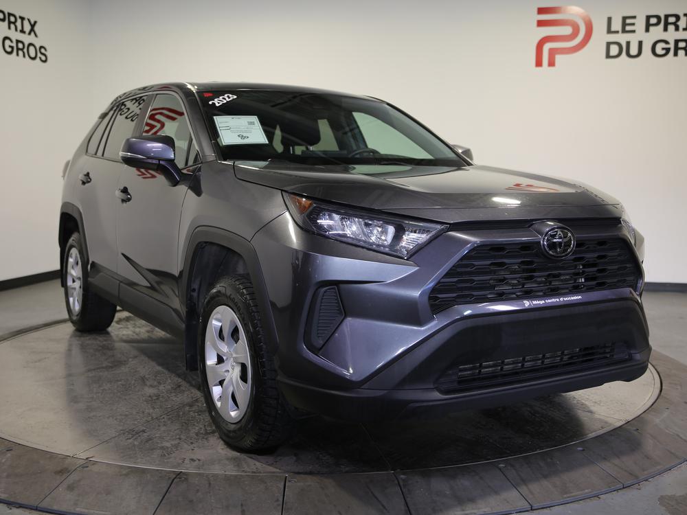 Toyota RAV4 LE