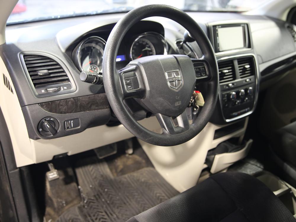 Dodge Grand Caravan SXT 2015 à vendre à Shawinigan - 16