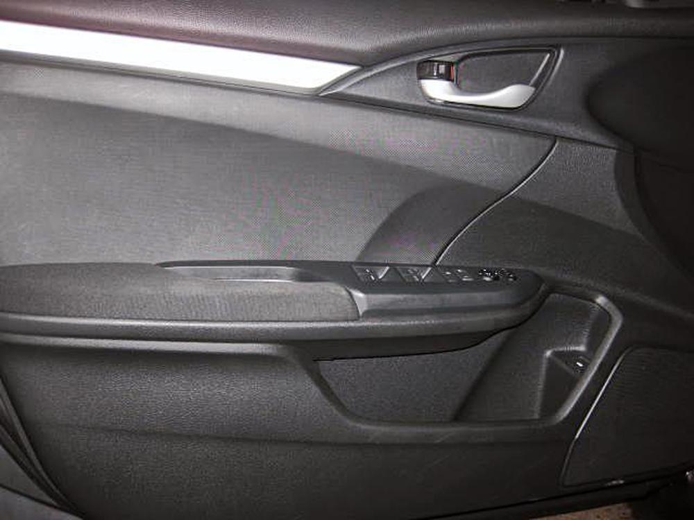 Honda Civic Berline LX 2016 à vendre à Sorel-Tracy - 9