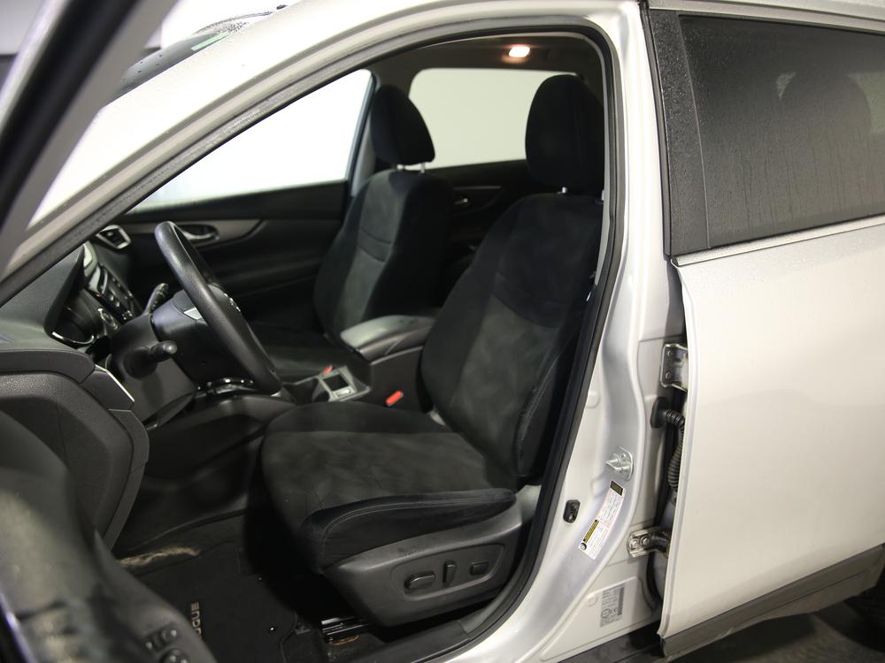 Nissan Rogue SV 2015 à vendre à Trois-Rivières - 22