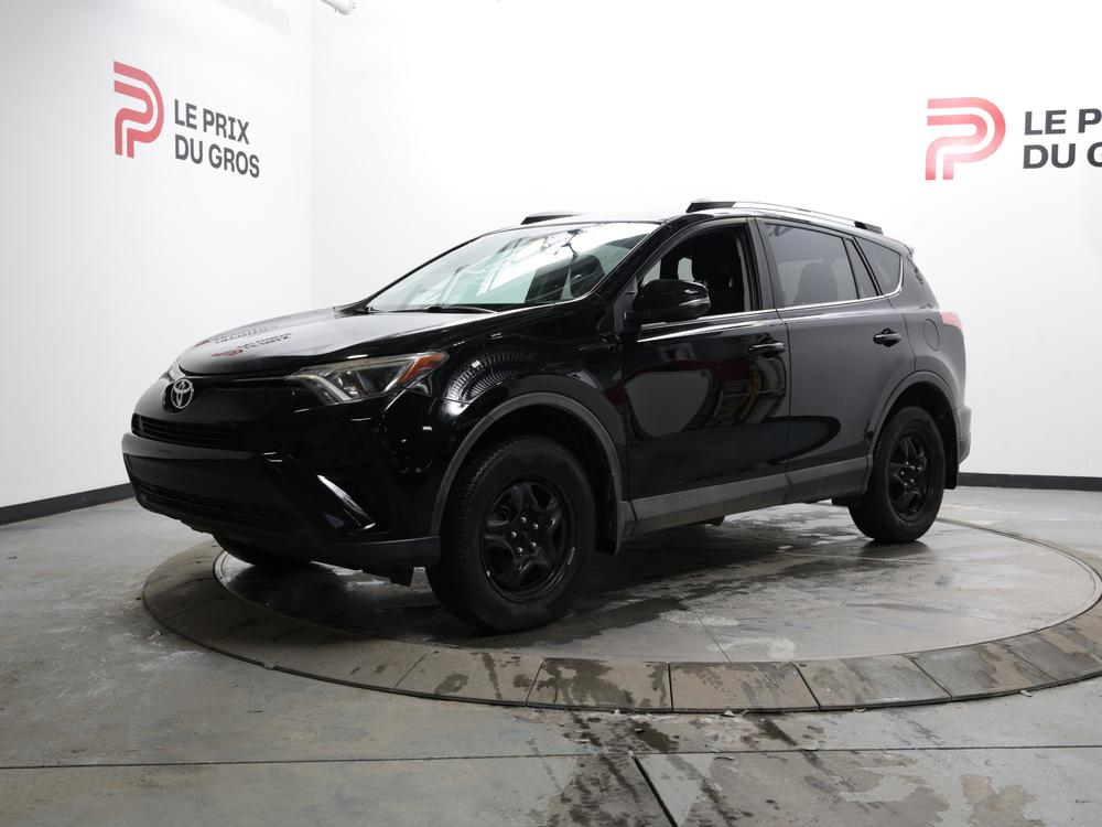 Toyota RAV4 LE 2016 à vendre à Trois-Rivières - 8