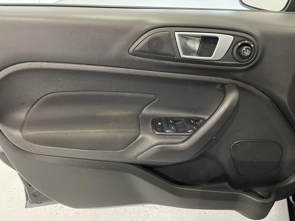 Ford Fiesta SE 2015 à vendre à Shawinigan - 12