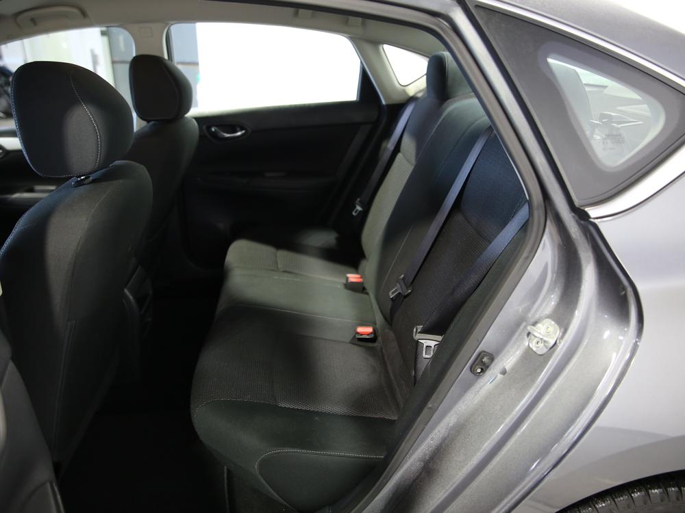 Nissan Sentra S 2019 à vendre à Shawinigan - 19