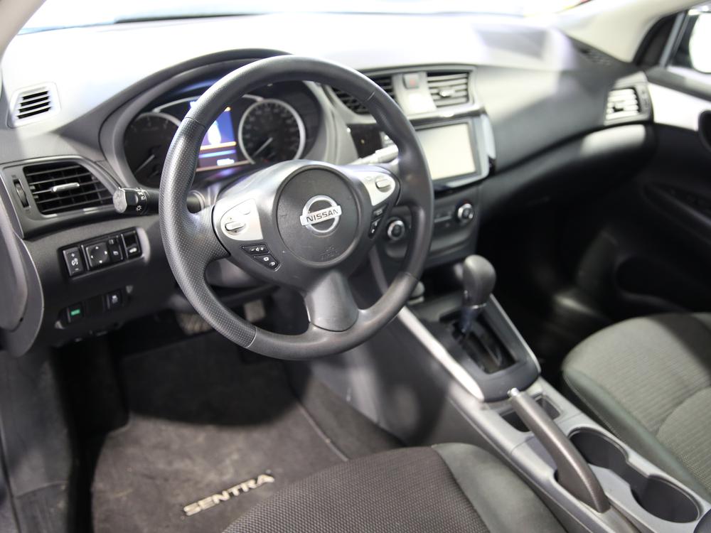 Nissan Sentra S 2019 à vendre à Trois-Rivières - 16