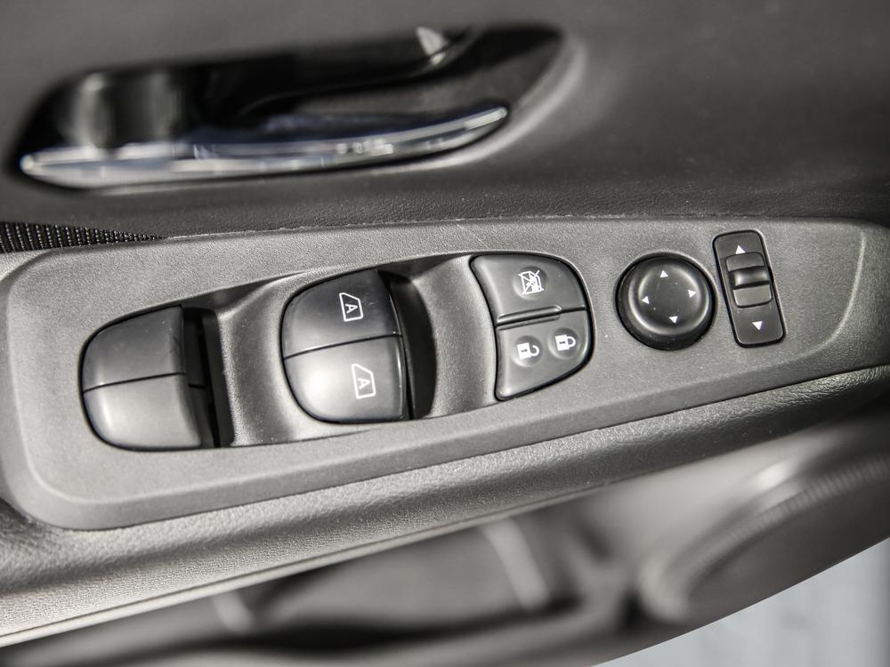 Nissan Kicks SV 2022 d&rsquo;occasion à vendre - 14