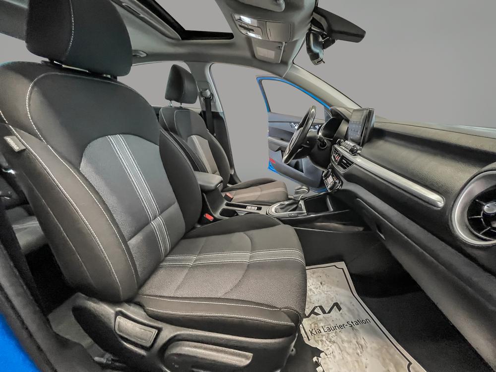 Kia Forte EX PREMIUM 2023 d&rsquo;occasion à vendre - 26