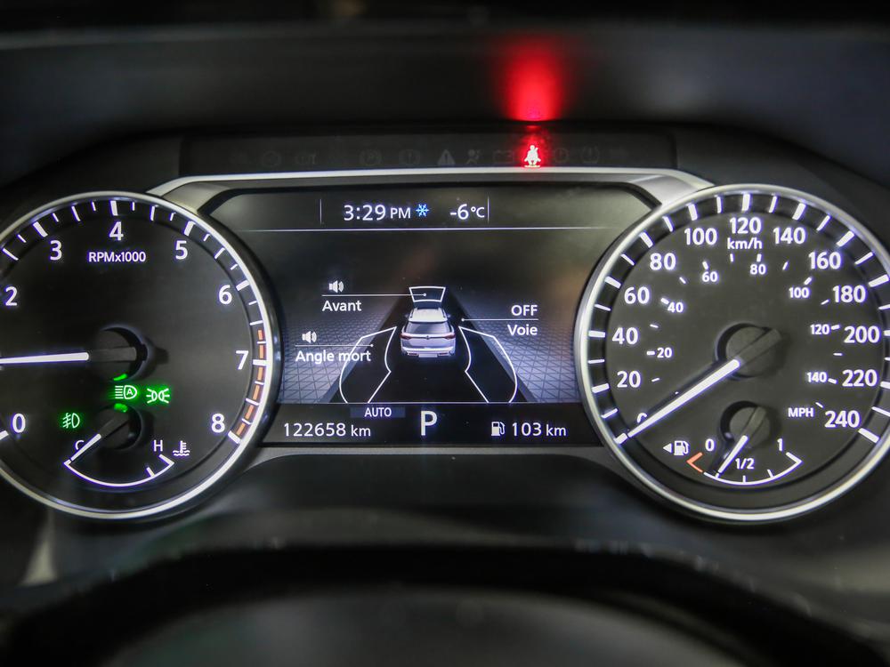 Nissan Pathfinder SV TECH 2022 d&rsquo;occasion à vendre - 26