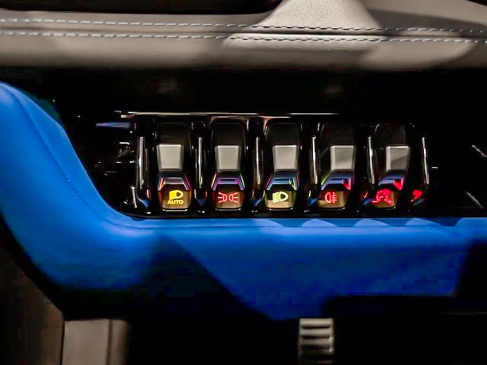 Lamborghini Huracan EVO RWD SPYDER 2023 d&rsquo;occasion à vendre - 21