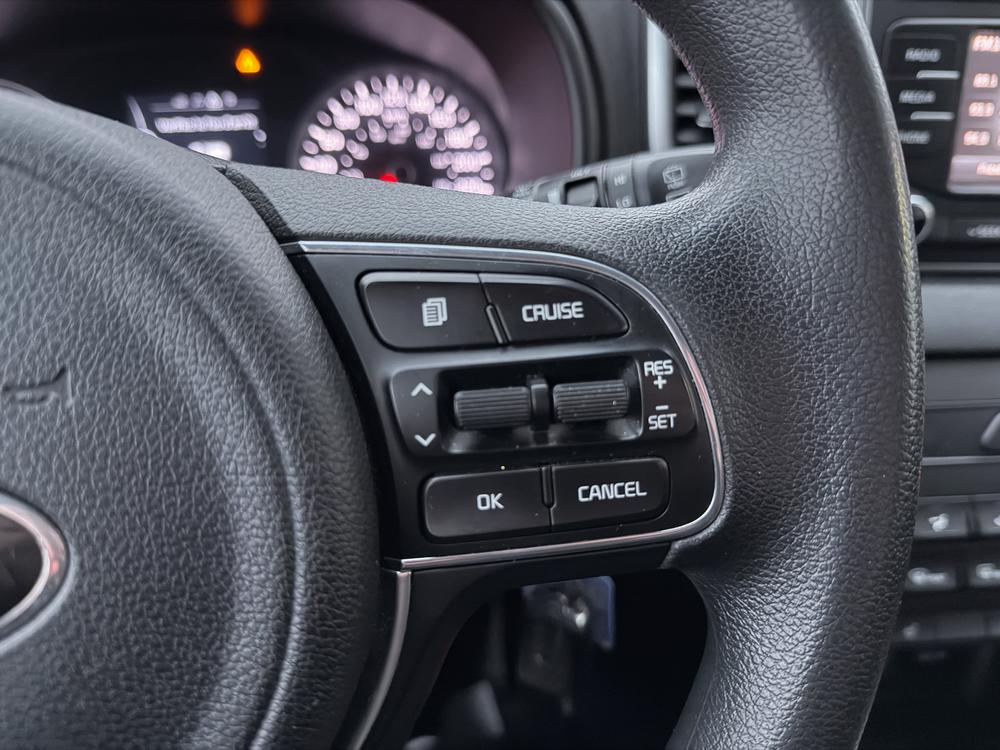 Kia Sportage LX FWD 2018 d&rsquo;occasion à vendre - 21