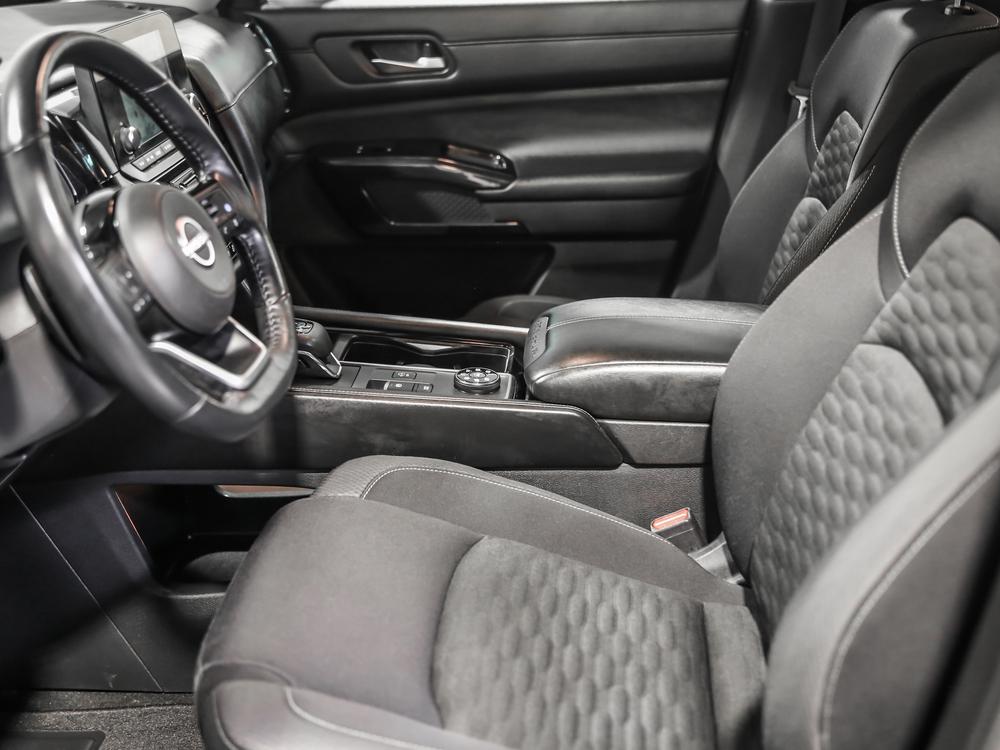 Nissan Pathfinder SV TECH 2022 d&rsquo;occasion à vendre - 16
